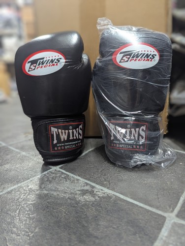 16oz boxing gloves brand new - boxing, gloves.