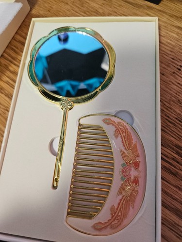 Chinese comb and mirror - chinese,