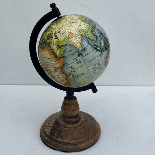 Globe ornament vintage - ornament,