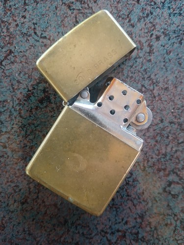 Zippo 1993 vintage solid - vintage,