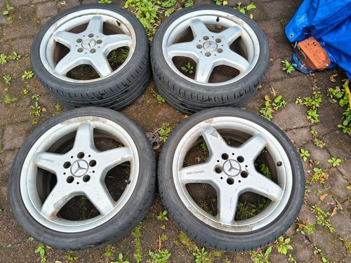 Set staggered mercedes amg - staggered,