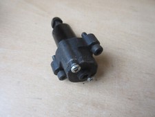 Suzuki DR600    Cam chain tensioner