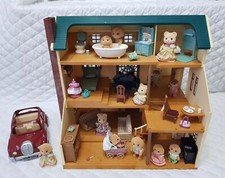 SYLVANIAN FAMILIES - OAKWOOD MANOR HOUSE BUNDLE - CAR - FIGURES - ACCESSORIES 