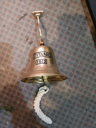 Solid brass wall - brass,