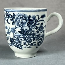 C1770-80 First Period Worcester Porcelain 'Fence' Pattern Coffee Cup