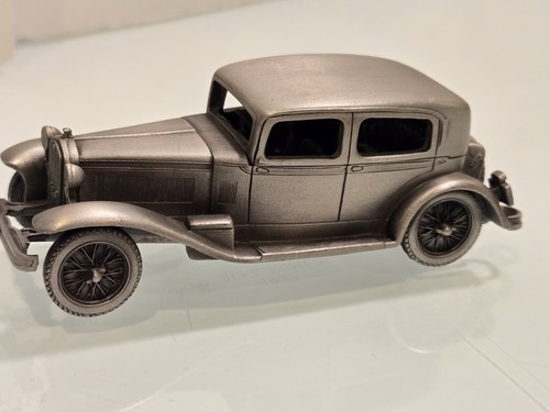 Danbury mint model 1932 alfa - model,