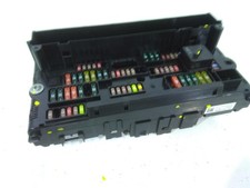 2011 BMW 5 SERIES ECU Power Distribution Fan Fuse Box 9334421 9334421 Genu