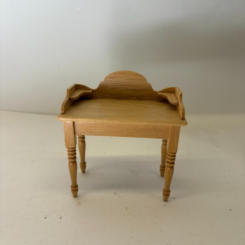 12th scale dolls - scale, house