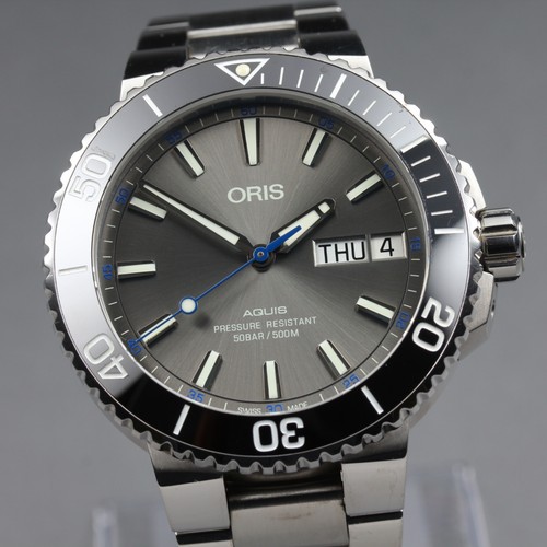 Oris aquis 7733 - 7733, dial