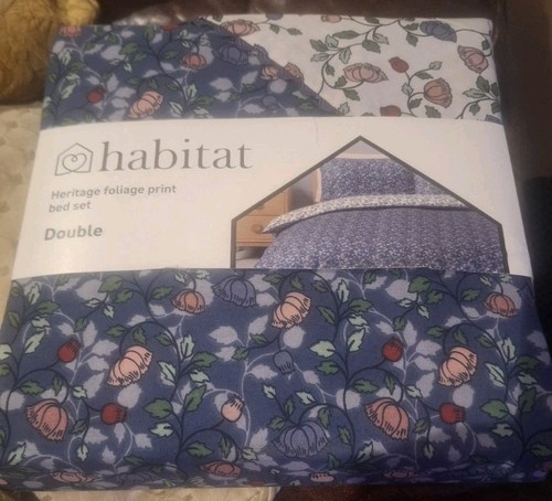 Brand new habitat foliage - new,