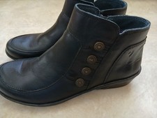 Moshulu Fruit Drop 2 Women