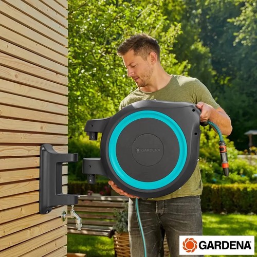Gardena wall mounted hose - wall, reel