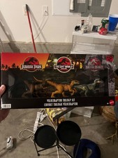 Jurassic Park Velociraptor Trilogy Set Action Figure 3-Pack