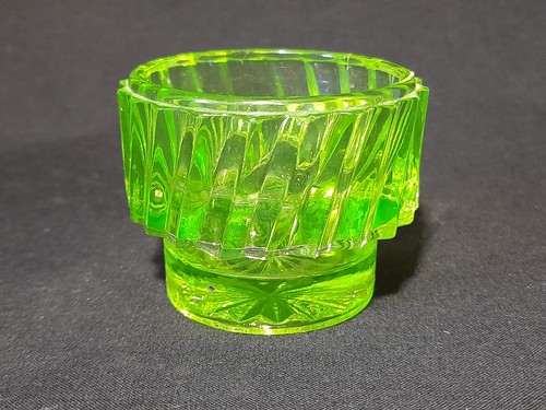 Antique green uranium - antique,