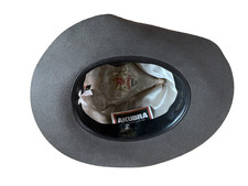 AKUBRA LEISURE TIME IMPERIAL QUALITY MADE IN AUSTRAILIA SIZE 58 NEW C/W CARE INS