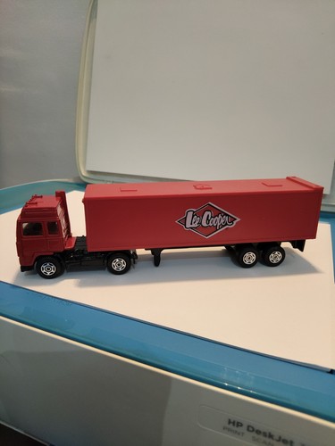 Corgi model 1194 lee cooper - corgi,