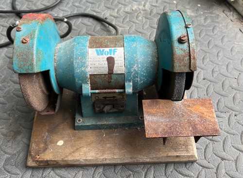 Wolf type 8252 - 8252, grinder