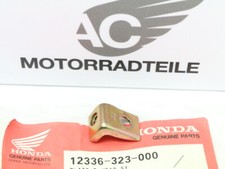 Honda CB 500 550 Four K0 K1 K2 F1 F2 Holder B Right Cap Cover Cylinder Head