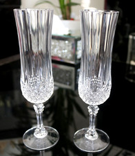 2 x Vintage Champagne Flutes