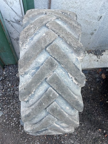 295 starco dumper - 295/80-15.3, tyre