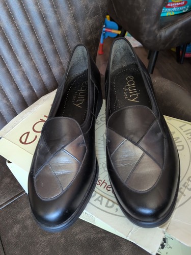 Classic black mid - , leather