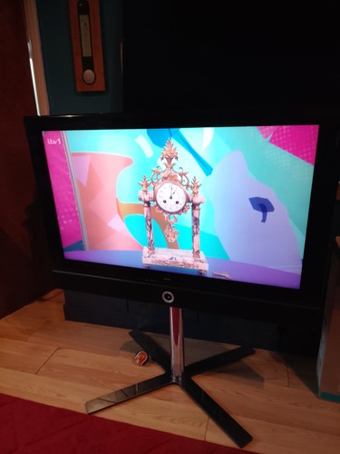 Loewe with motorised - loewe, tv