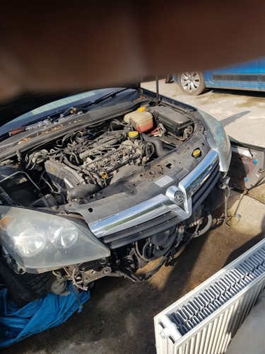 Vauxhall astra mk5 door - (h),