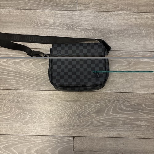 Louis vuitton district - louis, lv