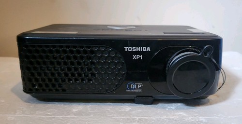 Toshiba xp1 projector untested - toshiba,