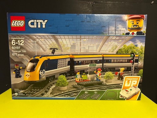 Lego city passenger train - passenger,