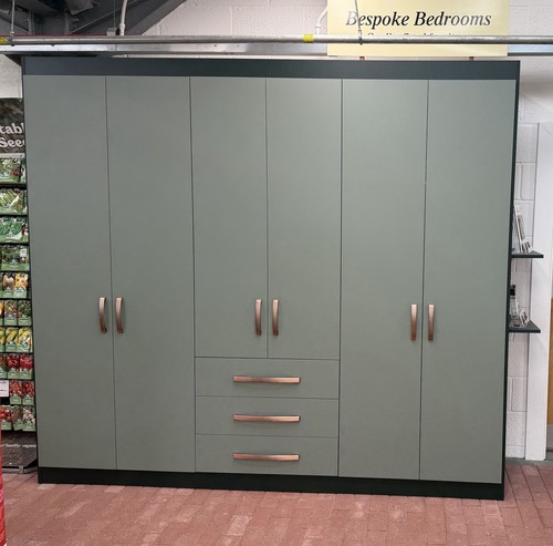 Fitted bedroom wardrobes - fitted,