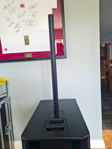 Qsc ksub 1kw active - active, portable