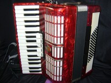 WELTMEISTER 72 BASS ACCORDION