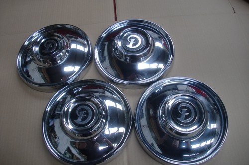 Daimler chrome hub caps with - hub,