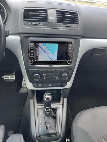 Car stereo radio - car, for