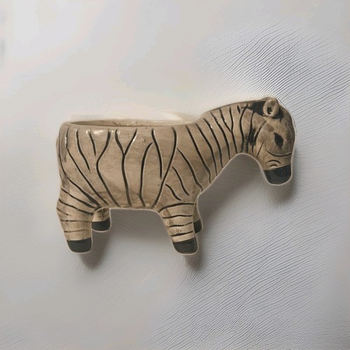 Lovely vintage ceramic - lovely, zebra