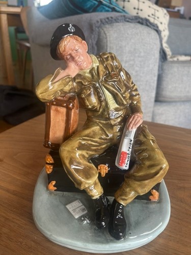 Bnib royal doulton classics - royal,