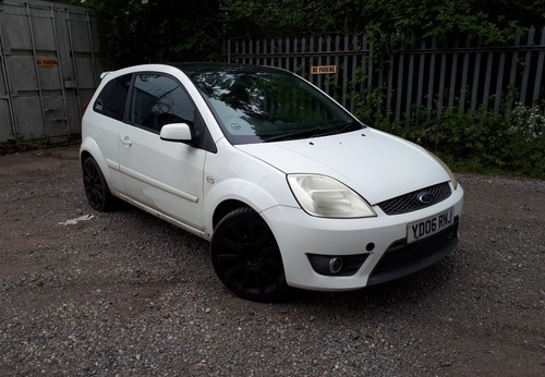 Ford fiesta 150 mk6 - 150,