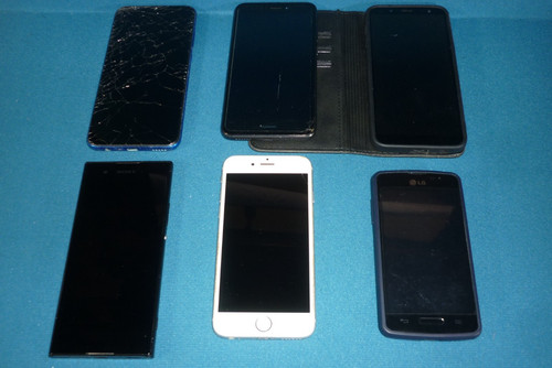 Job lot mobile phones - 6,