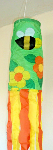 New vintage honey bee flower - &,