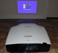 Epson Pro G7500U Projector WUXGA 4K Enhancement - 2364 Hrs - ELPLM08