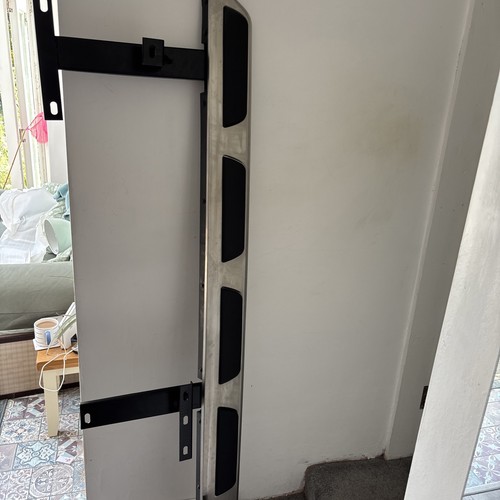 Side step skirt rail guard - step,
