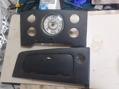Classic mini clock center - 5,
