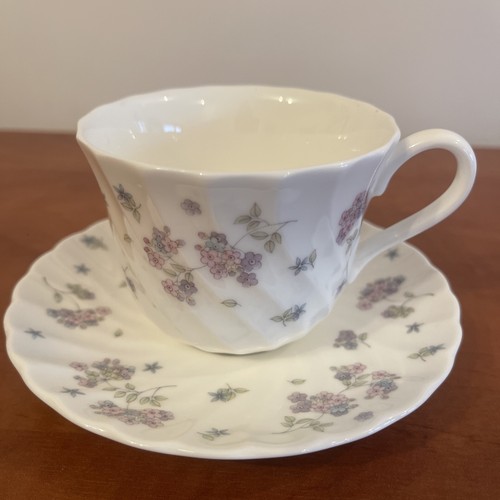 Vintage wedgwood april flowers - wedgwood,