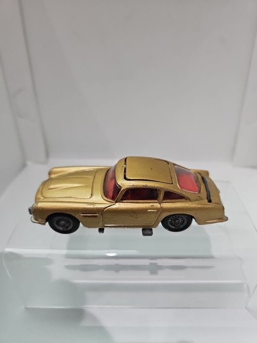 Corgi 261 james bond aston - bond,