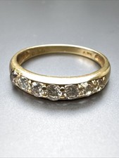 18ct 750 Yellow Gold 7 Diamond