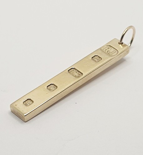 Long thin 9ct - ingot, patterned