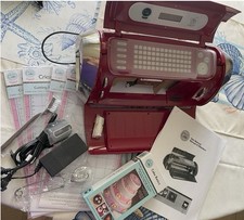 New Cricut Cake Mini Prsnl Electr.Cutting Machine Cake Decorating +7 Crtrgs