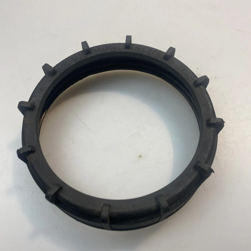 Petrol pump nut - petrol, holding