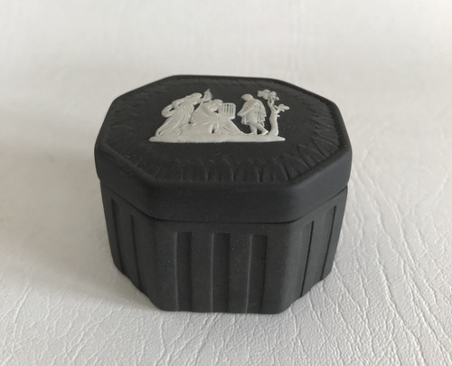 Wedgwood black jasperware - wedgwood,